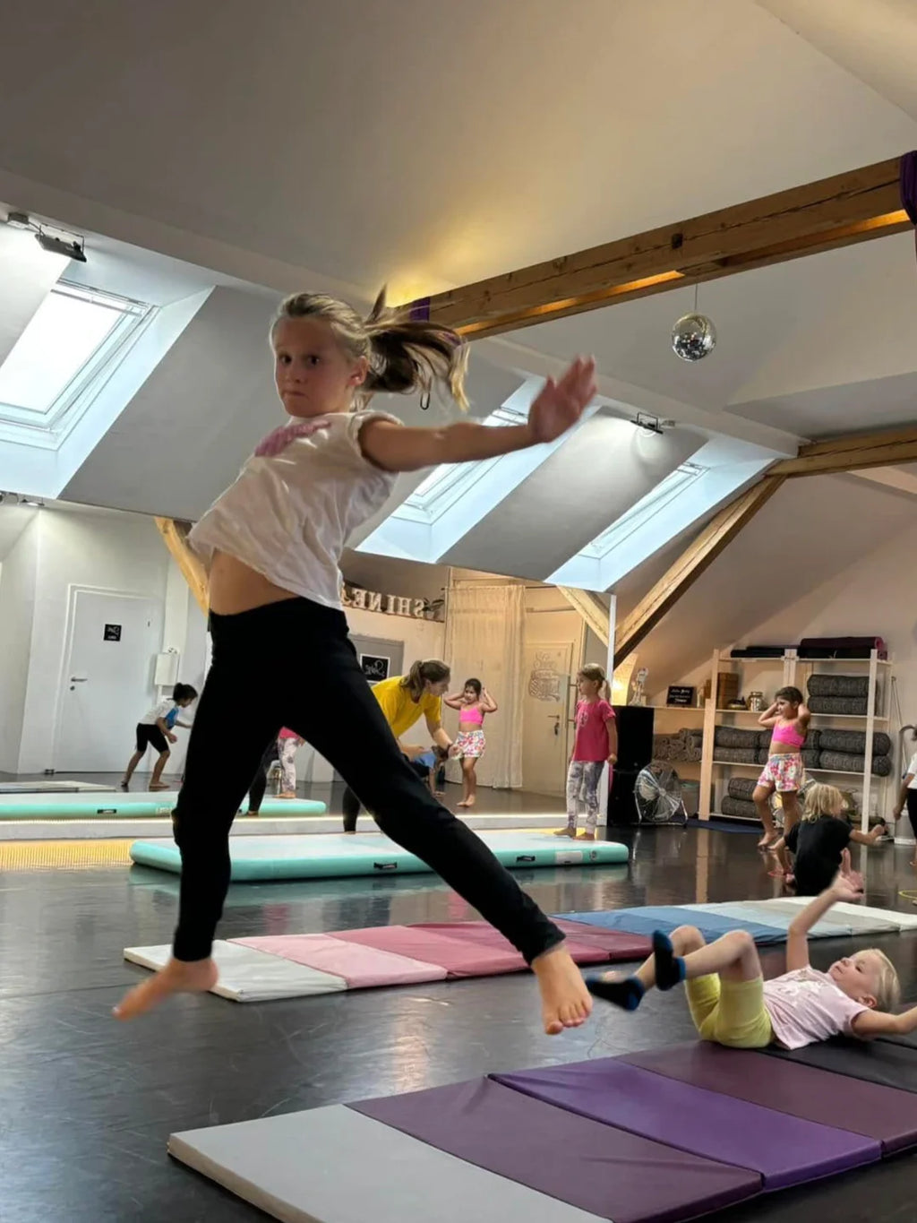 Akrobatik Dance Teens